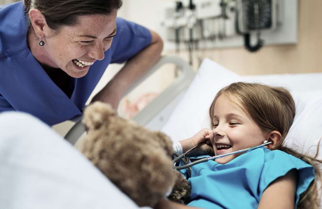 南丁格尔学院展示VR护理教育研究成果：成绩提升5.9％，节省40％培训成本