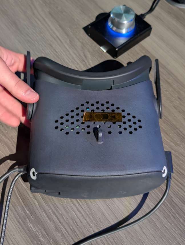 Meta在SIGGRAPH 2025大会上展示了VR研究原型机Tiramisu  第7张