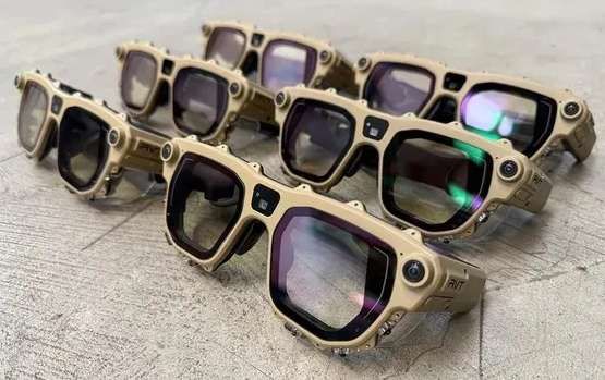 美国陆军选定Anduril和Rivet竞标新一代IVAS军用头显设备合同  第2张