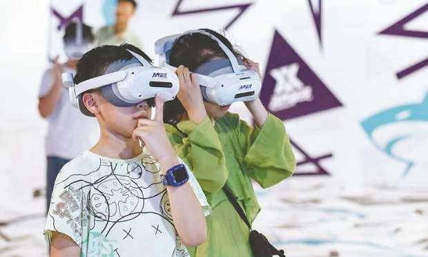 黑龙江科技馆推出PICO VR科普展《绿野奇遇》与《无界星际》