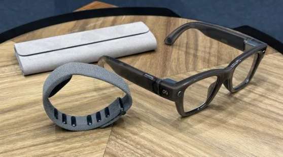 Ray-Ban Display智能眼镜上手体验：巧妙设计 vs 现实差距  第4张