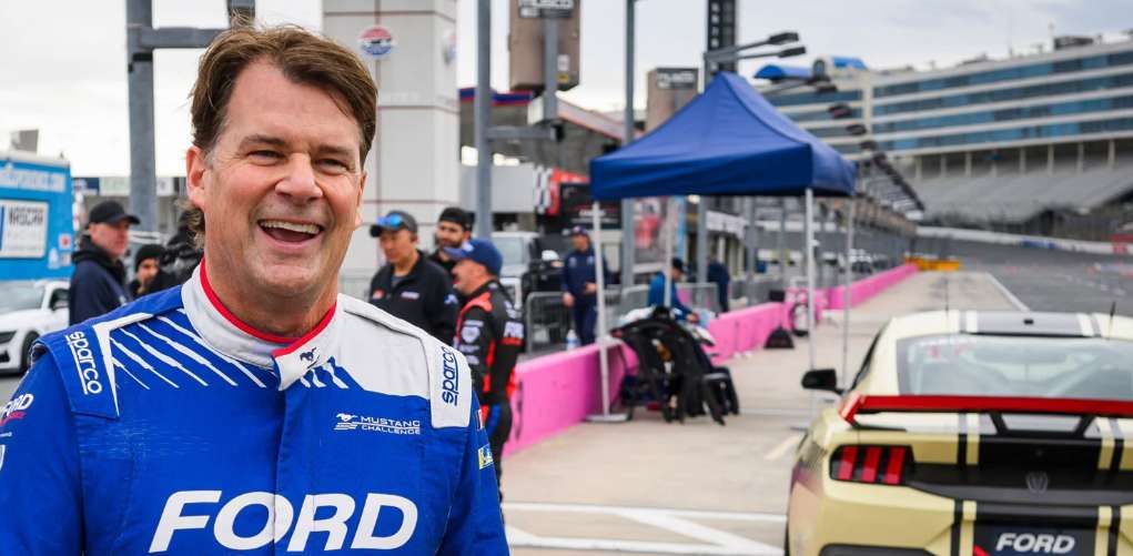 福特:劳动力短缺下,AI+AR是汽车维修技术的颠覆性力量